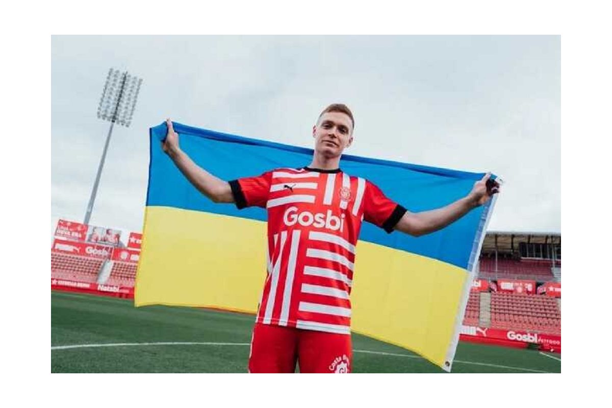 "Viva Циганков!" Трибуни стадіону в Іспанії влаштували овації футболісту збірної України "Viva Циганков!" Трибуни стадіону в Іспанії влаштували овації футболісту збірної України