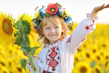 ​День вишиванки в Україні: вітання від Зеленського, Kalush Orchestra і Патрон у вишиванці