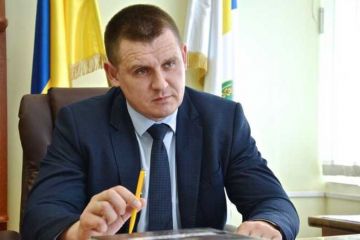 Податківець-втікач Прокоф’єв на прізвисько «Композитор» вимагає поновити його на посаді та виплатити компенсацію з державного бюджету Податківець-втікач Прокоф’єв на прізвисько «Композитор» вимагає поновити його на посаді та виплатити компенсацію з державного бюджету