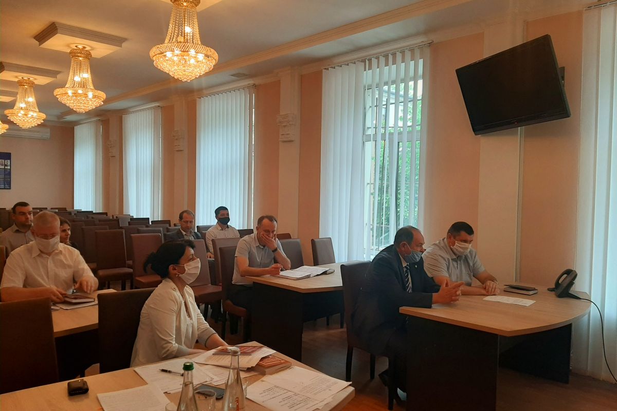 У прокуратурі Івано-Франківської області обговорили підстави та порядок оскарження судових рішень (ФОТО) У прокуратурі Івано-Франківської області обговорили підстави та порядок оскарження судових рішень (ФОТО)