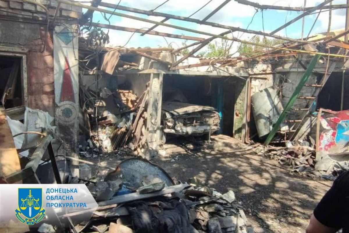 Поранення мирних мешканців та зруйнована інфраструктура – ворог засипає снарядами Донеччину Поранення мирних мешканців та зруйнована інфраструктура – ворог засипає снарядами Донеччину