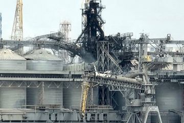 російські терористи абсолютно свідомо цілили в інфраструктуру зернової угоди, - Зеленський російські терористи абсолютно свідомо цілили в інфраструктуру зернової угоди, - Зеленський