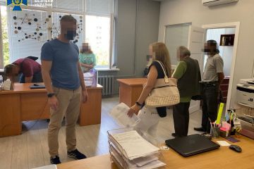 СБУ блокувала діяльність міжрегіонального центру з мінімізації податкових платежів на 12 мільйонів гривень СБУ блокувала діяльність міжрегіонального центру з мінімізації податкових платежів на 12 мільйонів гривень