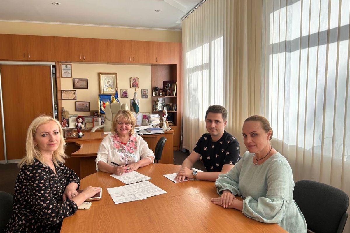 Підписано Угоду про співпрацю між ПНПУ імені В. Г. Короленка і HOPE worldwide Ukraine (БФ «Надія по всьому світові») Підписано Угоду про співпрацю між ПНПУ імені В. Г. Короленка і HOPE worldwide Ukraine (БФ «Надія по всьому світові»)