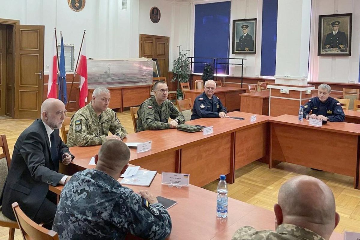 Українські офіцери вивчають досвід польських колег Українські офіцери вивчають досвід польських колег