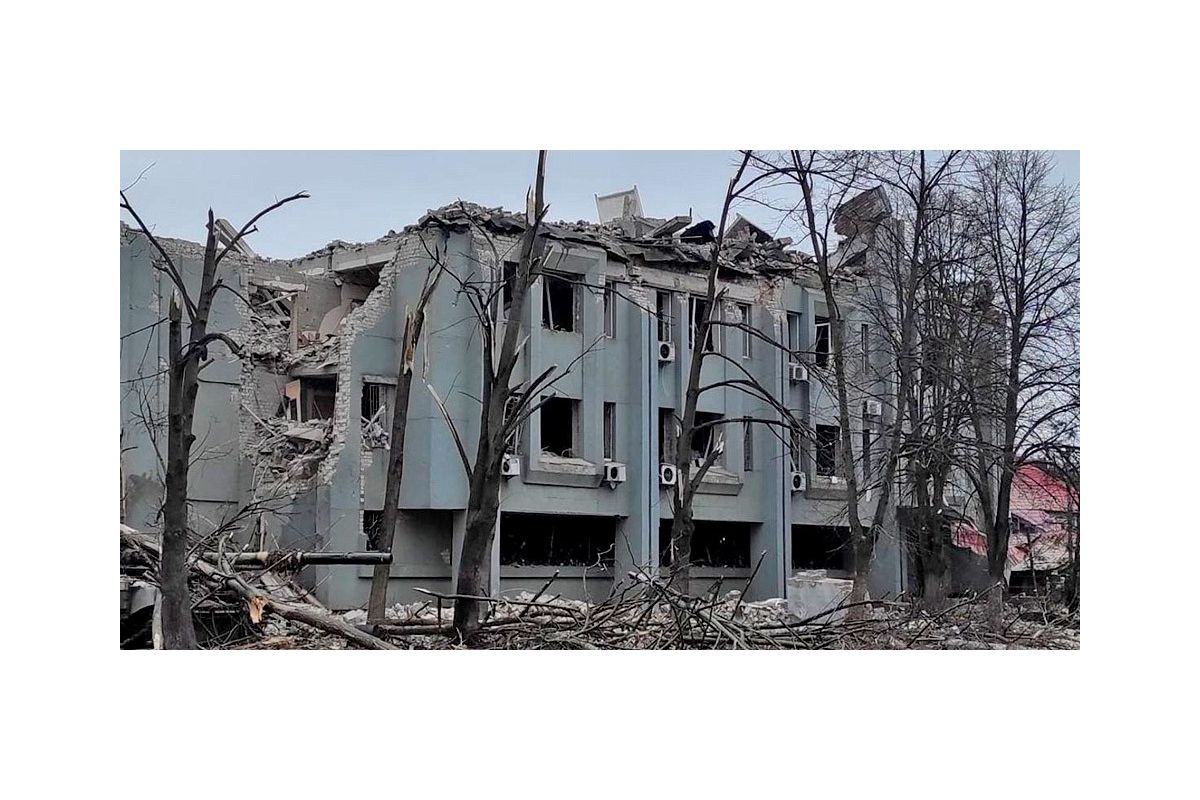 У Чернігові 2 поранених перебувають у реанімації після ударів дронами-камікадзе У Чернігові 2 поранених перебувають у реанімації після ударів дронами-камікадзе