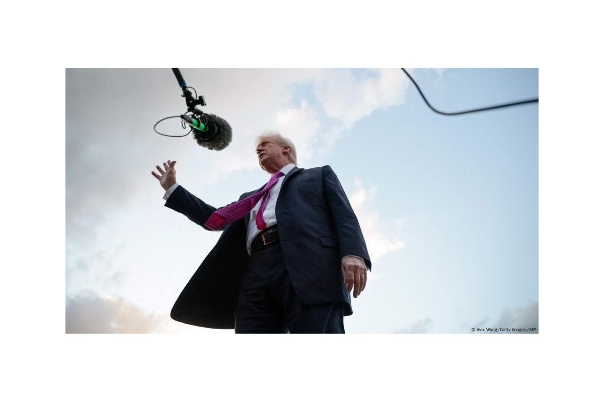 "Король Трамп": президент США поширив провокативне відео "Король Трамп": президент США поширив провокативне відео