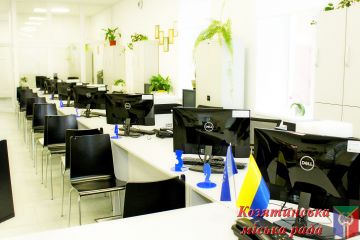 У Козятині урочисто відкрили оновлений сучасний Центр надання адміністративних послуг  У Козятині урочисто відкрили оновлений сучасний Центр надання адміністративних послуг