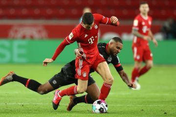 Бундеслига. Байер - Бавария 1:2. Первое поражение Леверкузена, дубль лучшего игрока в мире Бундеслига. Байер - Бавария 1:2. Первое поражение Леверкузена, дубль лучшего игрока в мире