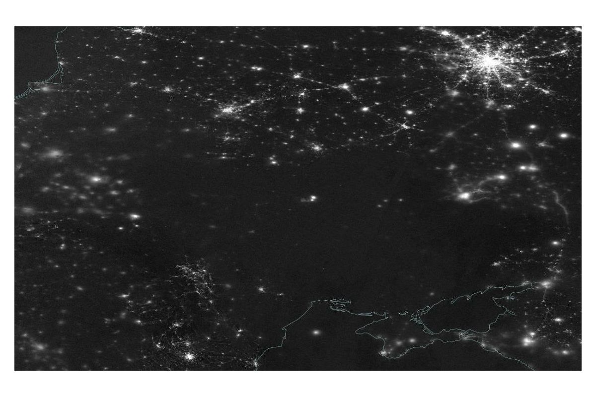 Україна з космосу під час блекауту 16 грудня 
