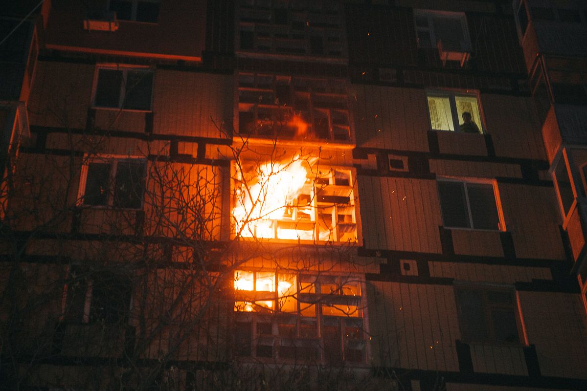 Пожежа в Дніпрі: сильно постраждало двоє підлітків! Пожежа в Дніпрі: сильно постраждало двоє підлітків!
