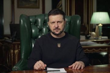 Хочу, щоб зараз у наших людей була передбачуваність і відчуття, що Україна рухається до своїх цілей – звернення Президента Володимира Зеленського Хочу, щоб зараз у наших людей була передбачуваність і відчуття, що Україна рухається до своїх цілей – звернення Президента Володимира Зеленського