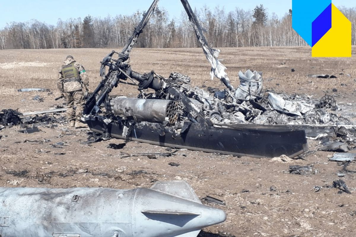 Російське вторгнення в Україну : Так виглядає покинутий військовий табір ударної морської піхоти рф на Київщині. Російське вторгнення в Україну : Так виглядає покинутий військовий табір ударної морської піхоти рф на Київщині.