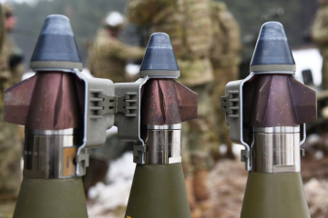 Франція та Польща влаштували суперечку через снаряди для України, - Politico Франція та Польща влаштували суперечку через снаряди для України, - Politico