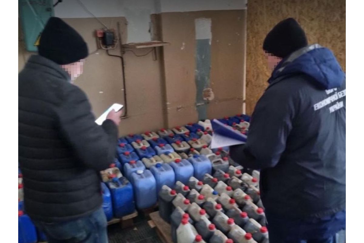 Посадовці за місяць привласнили 4,8 млн грн державних коштів – детективи БЕБ викрили схему Посадовці за місяць привласнили 4,8 млн грн державних коштів – детективи БЕБ викрили схему