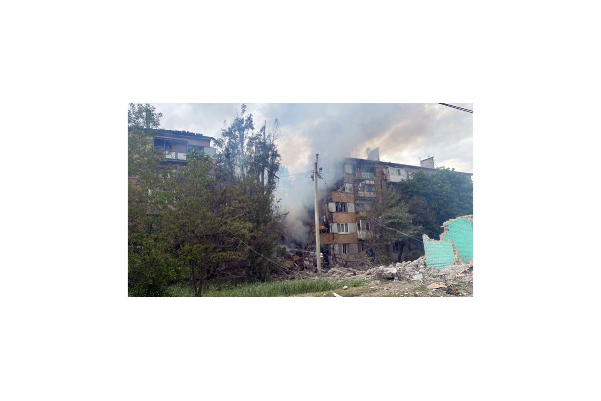 Продовжуються обстріли Донеччини – ворог нищить житлові будинки, газопроводи та лінії електропередач  Продовжуються обстріли Донеччини – ворог нищить житлові будинки, газопроводи та лінії електропередач