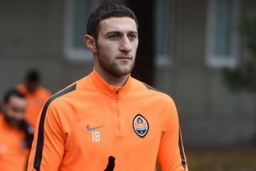 ФУТБОЛЬНА ЗРАДА: ЩЕ ОДИН УКРАЇНЕЦЬ "ШАХТАРЯ" ПЕРЕЙШОВ У РОСІЙСЬКИЙ КЛУБ ФУТБОЛЬНА ЗРАДА: ЩЕ ОДИН УКРАЇНЕЦЬ "ШАХТАРЯ" ПЕРЕЙШОВ У РОСІЙСЬКИЙ КЛУБ