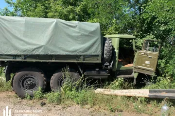 ​На Дніпропетровщині вантажівка Нацгвардії протаранила легковик: серед загиблих 12-річна дівчинка