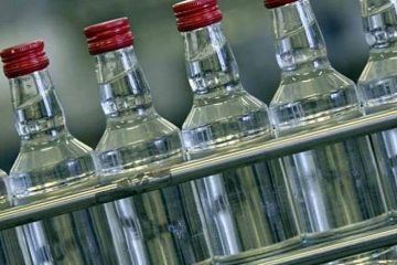 Подружжя постане перед судом за збут незаконно виготовленої алкогольної продукції Подружжя постане перед судом за збут незаконно виготовленої алкогольної продукції