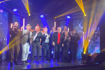 Игорь Мизрах, Олег Шак, Татьяна Дьяченко, Анатолий Гнатюк и ВИА «Кобза» зажгли «Звезды Украины»! Игорь Мизрах, Олег Шак, Татьяна Дьяченко, Анатолий Гнатюк и ВИА «Кобза» зажгли «Звезды Украины»!