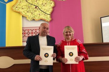 Полтавський національний педагогічний університет імені В. Г. Короленка підписав меморандум про про співпрацю з Хорольською міською радою Полтавський національний педагогічний університет імені В. Г. Короленка підписав меморандум про про співпрацю з Хорольською міською радою