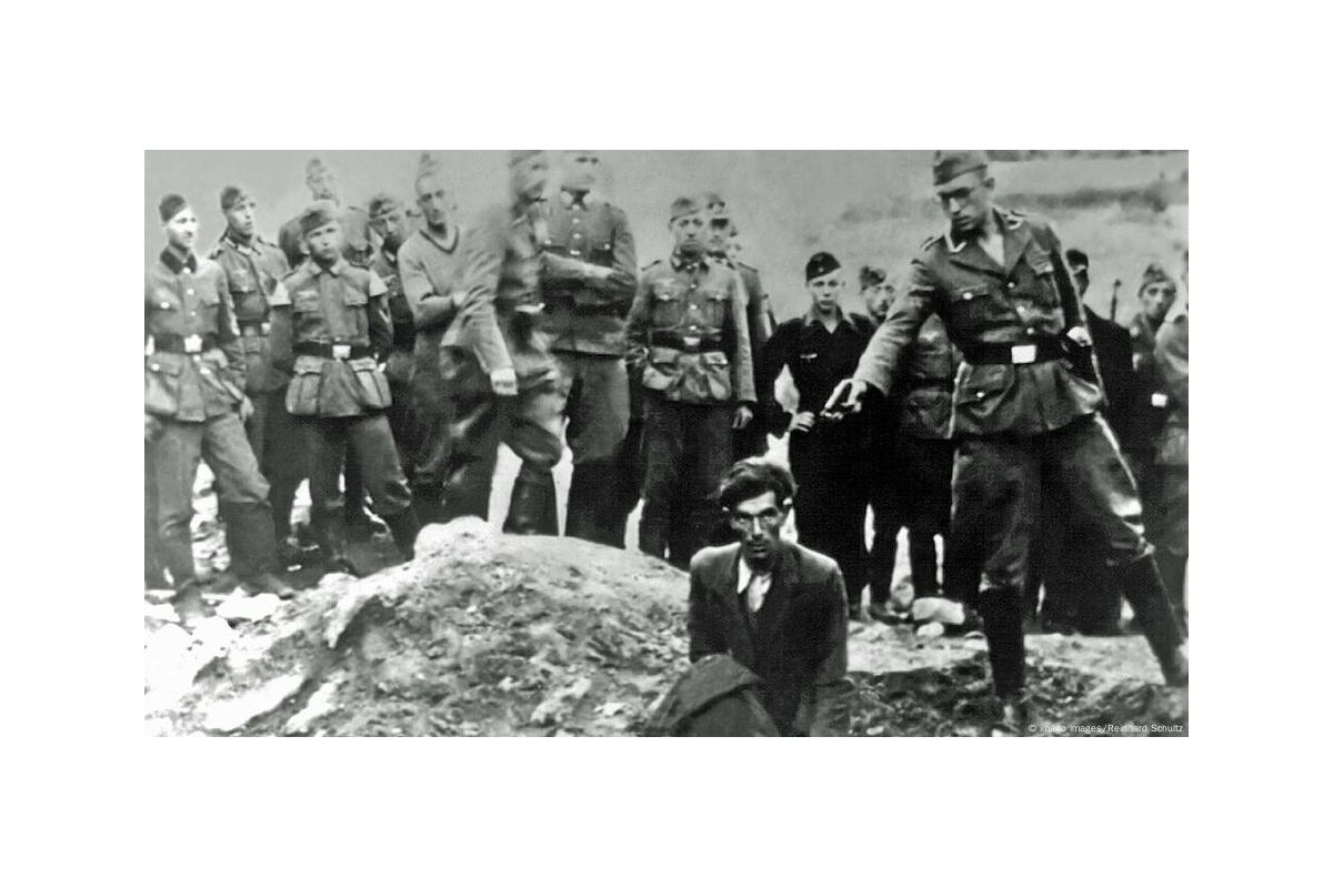 Фото Голокосту з України: ШІ розпізнав нацистського вбивцю 1941 року Фото Голокосту з України: ШІ розпізнав нацистського вбивцю 1941 року