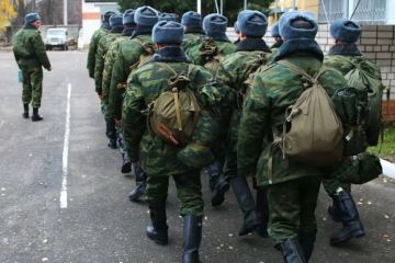 В окупованій Горлівці почали роздавати повістки жінкам, а в росії громадянам інших країн В окупованій Горлівці почали роздавати повістки жінкам, а в росії громадянам інших країн