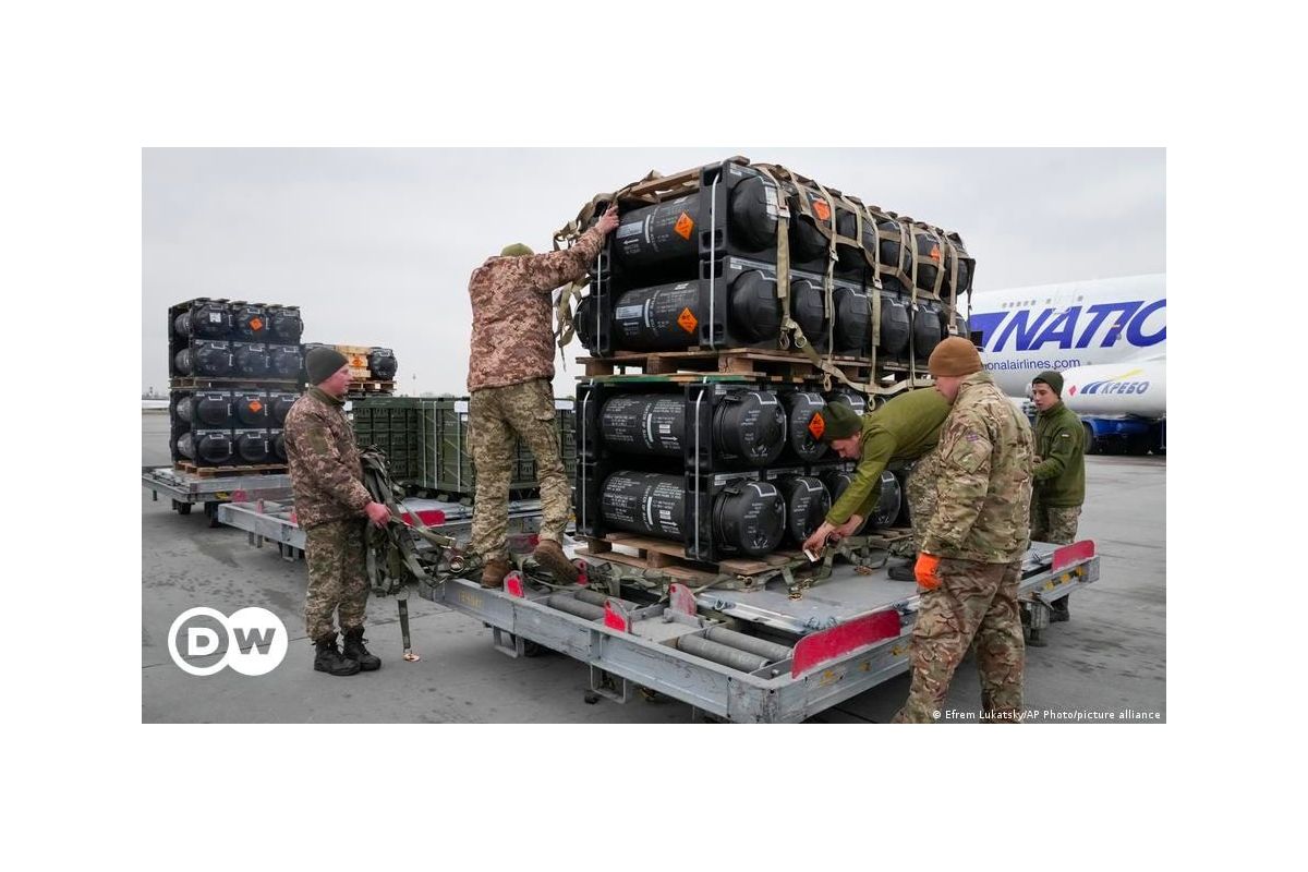 Україна досі не отримала зброї ленд-лізу, — повідомив речник МЗС України Олег Ніколенко Україна досі не отримала зброї ленд-лізу, — повідомив речник МЗС України Олег Ніколенко