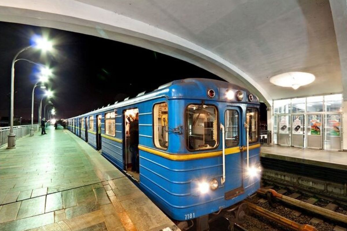 Увага! Рух поїздів на всіх лініях метрополітену відновлено - Кличко Увага! Рух поїздів на всіх лініях метрополітену відновлено - Кличко