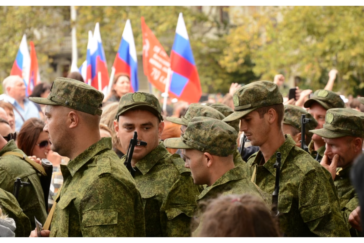 України вже замало. Росія готує кримчан до великої війни з НАТО України вже замало. Росія готує кримчан до великої війни з НАТО