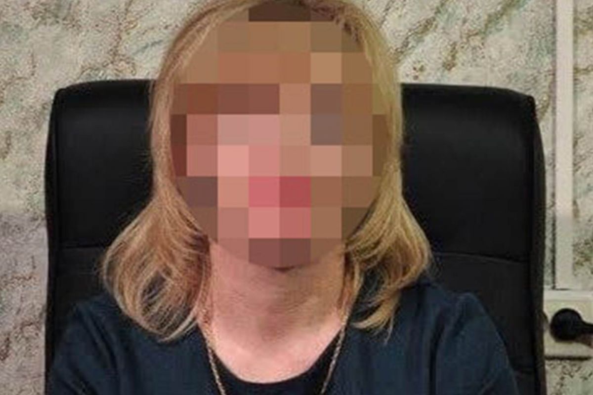 Завершено розслідування стосовно ексспівробітниці поліції, яка за законами рф судить громадян на окупованій території Донеччини Завершено розслідування стосовно ексспівробітниці поліції, яка за законами рф судить громадян на окупованій території Донеччини