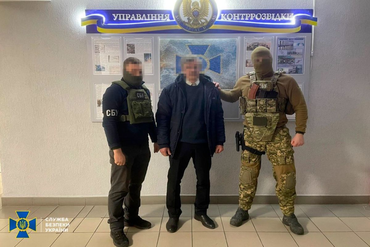 На Київщині за допомогу окупантам затримали селищного старосту На Київщині за допомогу окупантам затримали селищного старосту