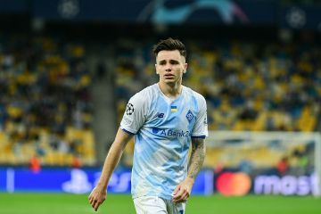 Динамо шукає нові клуби для Шапаренка та Бущана – кияни прагнуть зменшити витрати на зарплати Динамо шукає нові клуби для Шапаренка та Бущана – кияни прагнуть зменшити витрати на зарплати