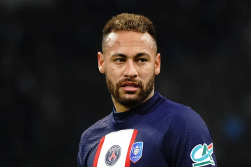 ПСЖ хоче спекатися Неймара у Ліверпуль – парижани повісили цінник на бразильця ПСЖ хоче спекатися Неймара у Ліверпуль – парижани повісили цінник на бразильця