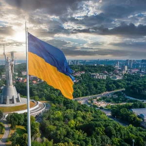 ​Два роки війни: що далі? Вісім іноземних експертів про майбутнє України