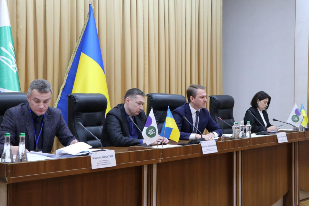 Руслан Кравченко: Маємо перші позитивні результати роботи консультаційних центрів з питань розблокування податкових накладних Руслан Кравченко: Маємо перші позитивні результати роботи консультаційних центрів з питань розблокування податкових накладних