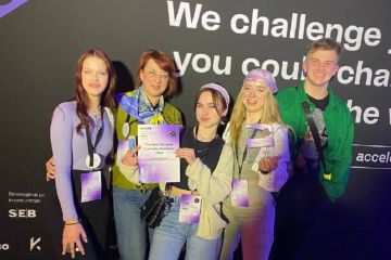 Учнівська міні-компанія зі Львова здобула нагороду на Міжнародному студентському ярмарку International Expo-2023 у Литві Учнівська міні-компанія зі Львова здобула нагороду на Міжнародному студентському ярмарку International Expo-2023 у Литві