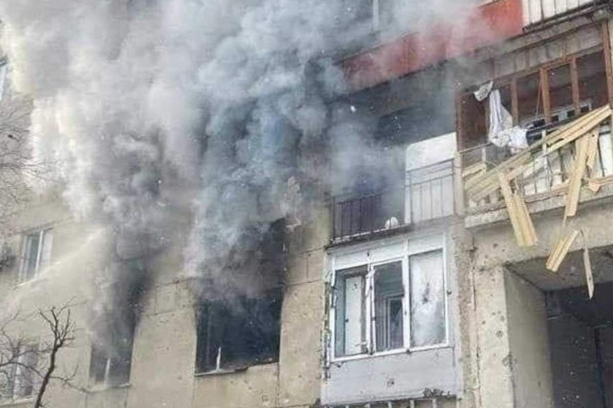 Російське вторгнення в Україну : Нові райони Сєвєродонецька майже відрізані від централізованого водопостачання через пошкодження основних колекторів Російське вторгнення в Україну : Нові райони Сєвєродонецька майже відрізані від централізованого водопостачання через пошкодження основних колекторів
