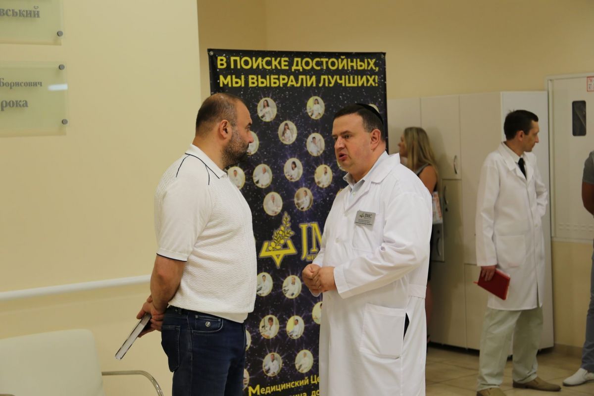 Петровський Олександр Володимирович: провідний медичний заклад Дніпропетровщини отримав гідні подарунки від благодійного фонду «Солідарність» Петровський Олександр Володимирович: провідний медичний заклад Дніпропетровщини отримав гідні подарунки від благодійного фонду «Солідарність»