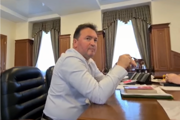 Корупції немає меж: Чи вплине «наїзд» нардепів Дубинського та Куницького на головного митника Муратова? Корупції немає меж: Чи вплине «наїзд» нардепів Дубинського та Куницького на головного митника Муратова?