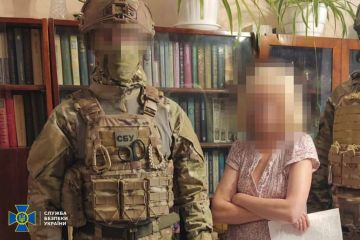 СБУ затримала посадовицю Укрзалізниці, яка допомагала окупантам підготувати удар по логістичних шляхах ЗСУ СБУ затримала посадовицю Укрзалізниці, яка допомагала окупантам підготувати удар по логістичних шляхах ЗСУ