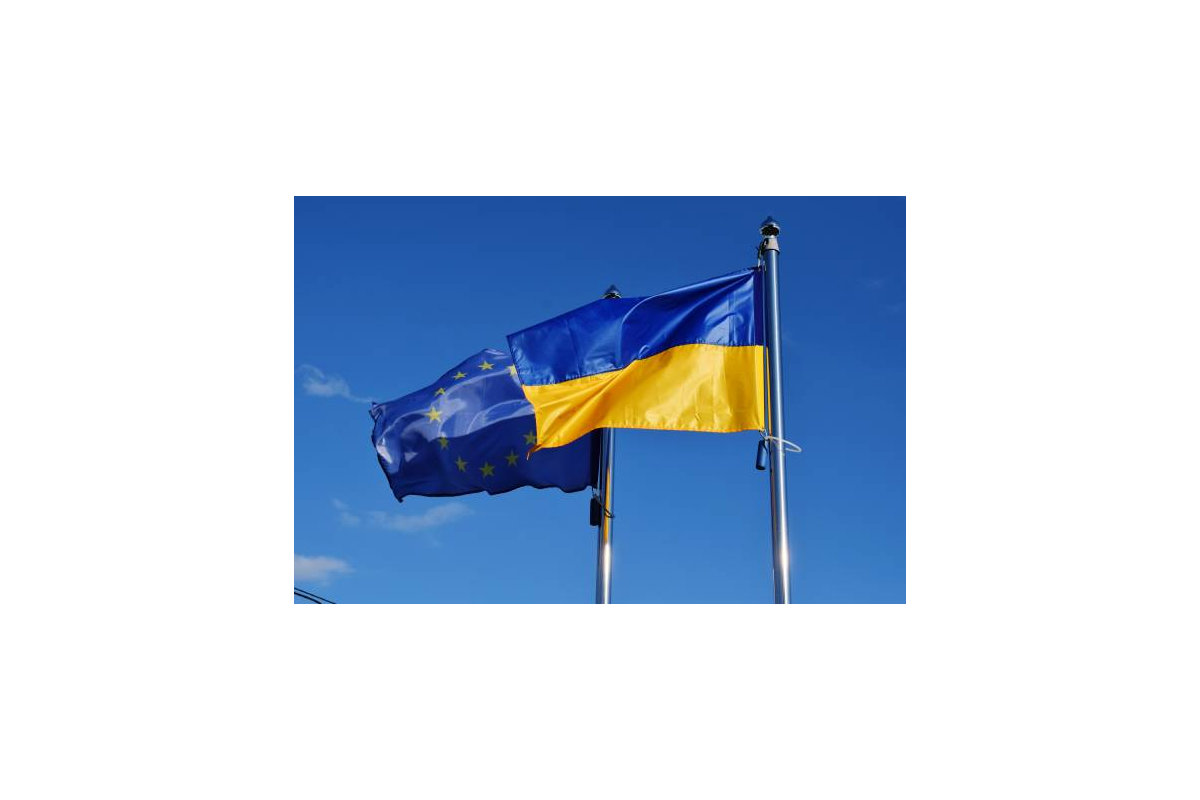ЄС збільшить допомогу Україні у відповідь на удари рф ЄС збільшить допомогу Україні у відповідь на удари рф