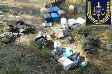 Військова прокуратура викрила на Чернігівщині групу військовослужбовців, які викрадали військове майно Військова прокуратура викрила на Чернігівщині групу військовослужбовців, які викрадали військове майно