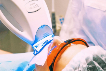 Лампи для відбілювання Philips ZOOM - вибір 2021 Лампи для відбілювання Philips ZOOM - вибір 2021