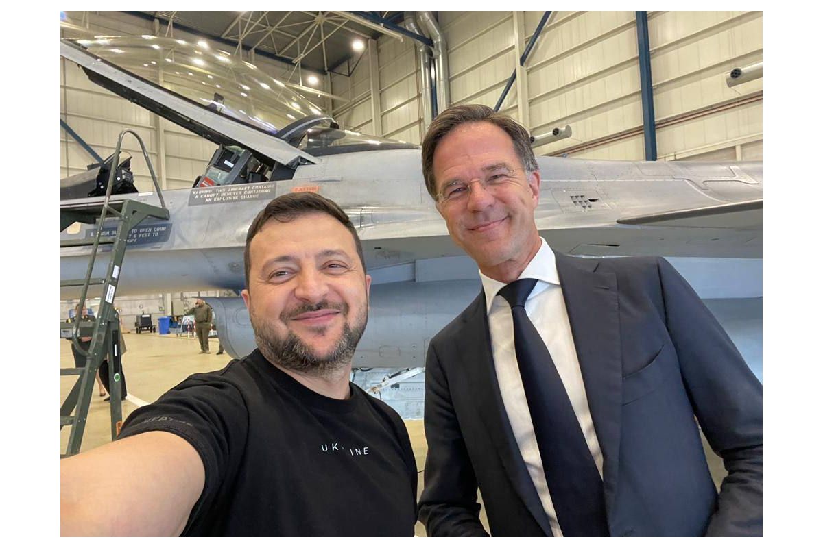 Україна отримає 42 винищувачі F-16, — повідомив Володимир Зеленський Україна отримає 42 винищувачі F-16, — повідомив Володимир Зеленський