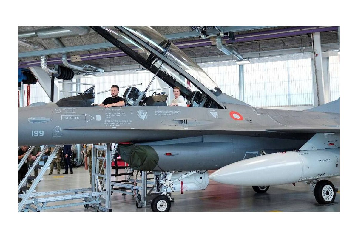 Данія передасть 19 винищувачів F-16, теж після того, як пройдуть навчання українських пілотів та персоналу, – прем'єр-міністр країни на брифінгу Данія передасть 19 винищувачів F-16, теж після того, як пройдуть навчання українських пілотів та персоналу, – прем'єр-міністр країни на брифінгу