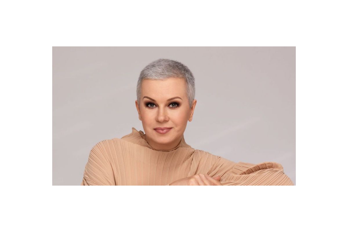 Алла Мазур зізналася, як розповіла синові, що хвора на рак Алла Мазур зізналася, як розповіла синові, що хвора на рак
