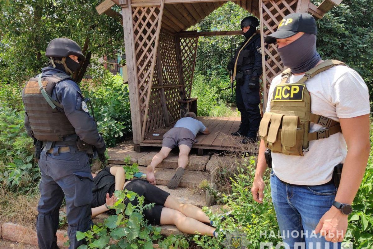 На Дніпропетровщині судитимуть здирників, які заробляли «вибиванням» з людей неіснуючих боргів На Дніпропетровщині судитимуть здирників, які заробляли «вибиванням» з людей неіснуючих боргів