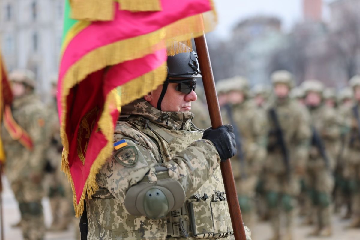 Бром не допоможе. Плюндрована історія та її народ Бром не допоможе. Плюндрована історія та її народ