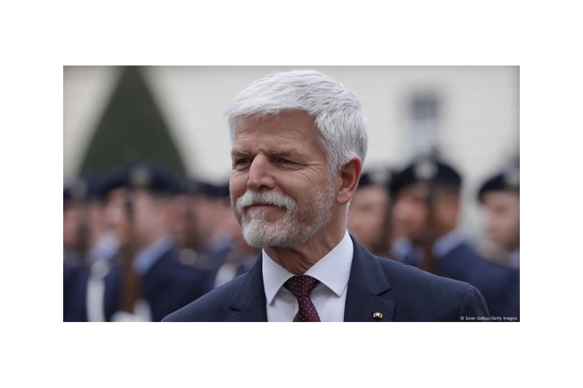Президент Чехії: НАТО має жорстко відповідати на порушення з боку РФ Президент Чехії: НАТО має жорстко відповідати на порушення з боку РФ